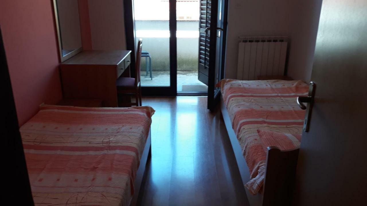 Apartmani Vukovic Punat Exterior foto